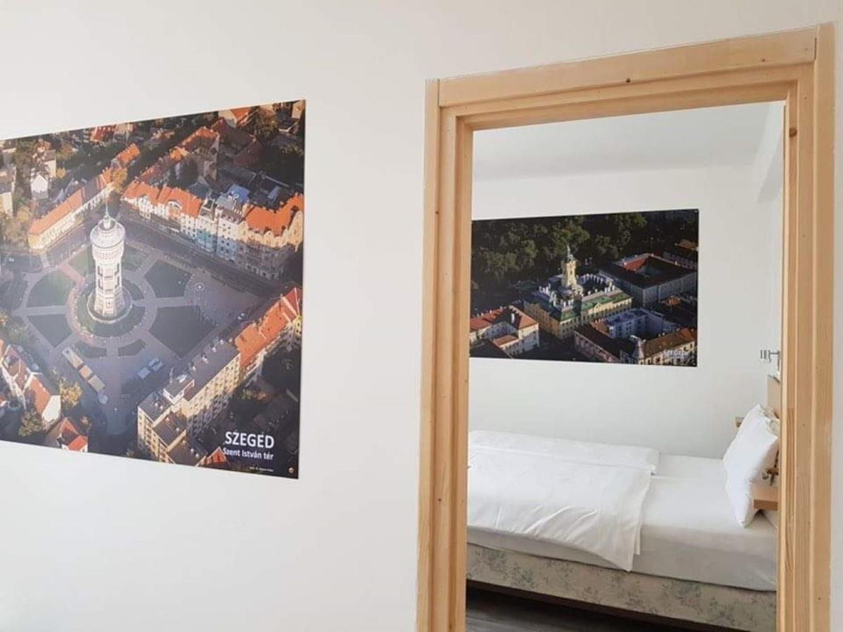 Matyas Panzio Bed & Breakfast Szeged Exterior photo
